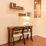 דירה Ca' Di Leo, Private Terrace In Historical Center *