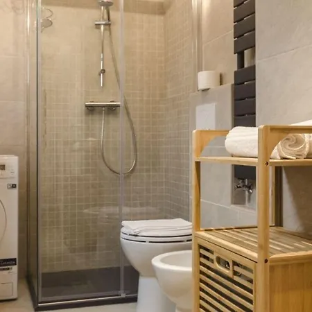 Ca' Di Leo, Private Terrace In Historical Center Apartamento Bolonha