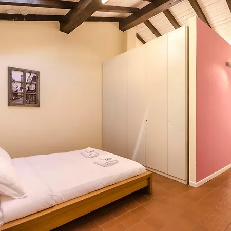 Ca' Di Leo, Private Terrace In Historical Center Lägenhet Bologna