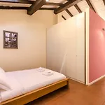 Ca' Di Leo, Private Terrace In Historical Center Appartement Bologna